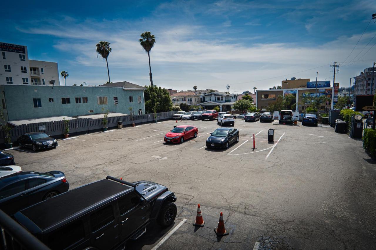 H By H Hospitality Los Angeles Exterior foto