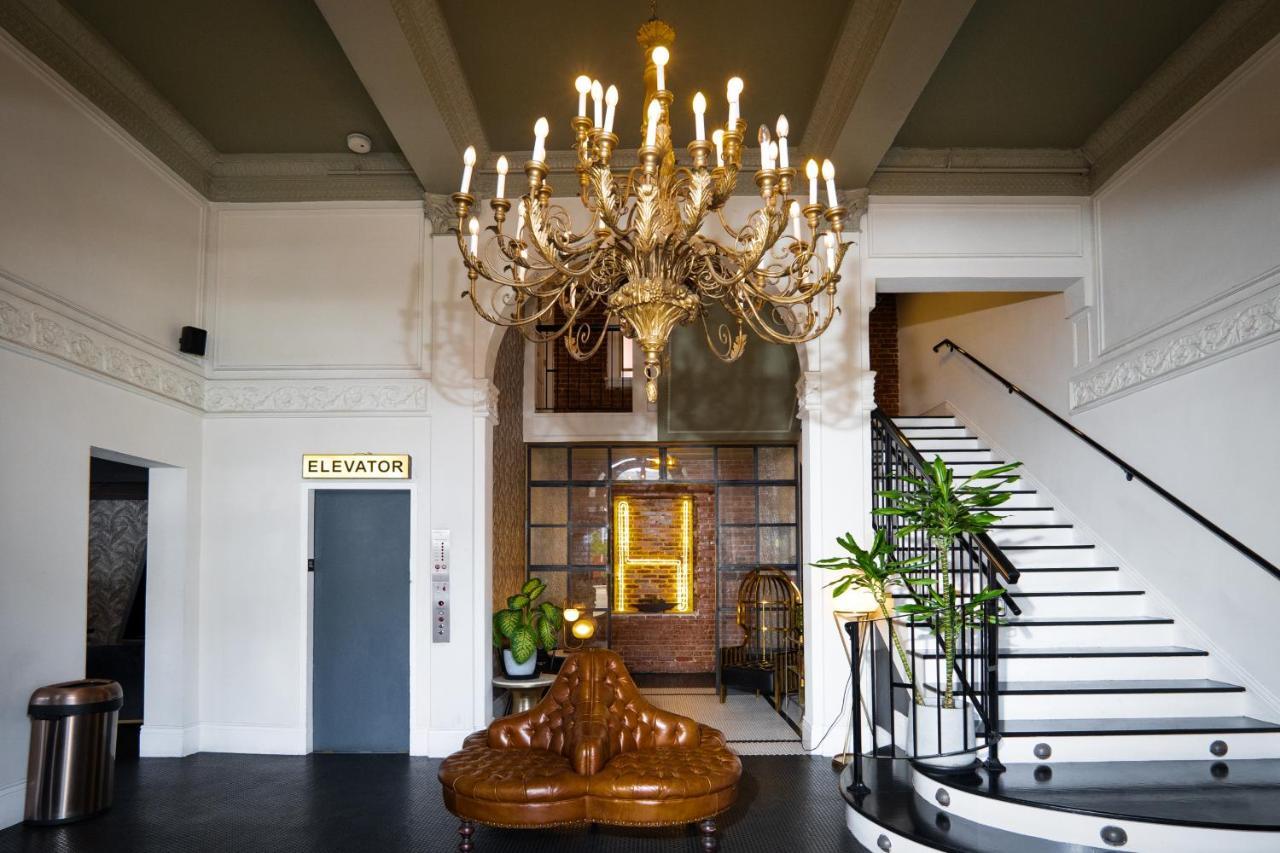 H By H Hospitality Los Angeles Exterior foto